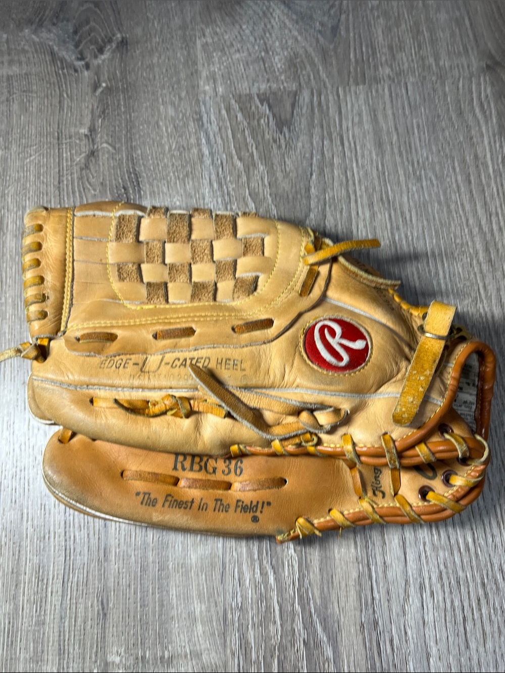 Vintage Rawlings Fast Back Tan Leather Baseball Glove Lefty